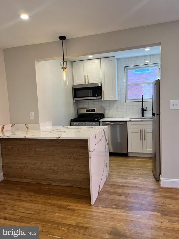 Building Photo - 119 Victor St NE