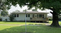 Primary Photo - 202 N Main St