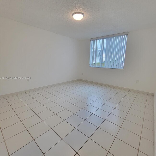 Building Photo - 7601 Dickens Ave