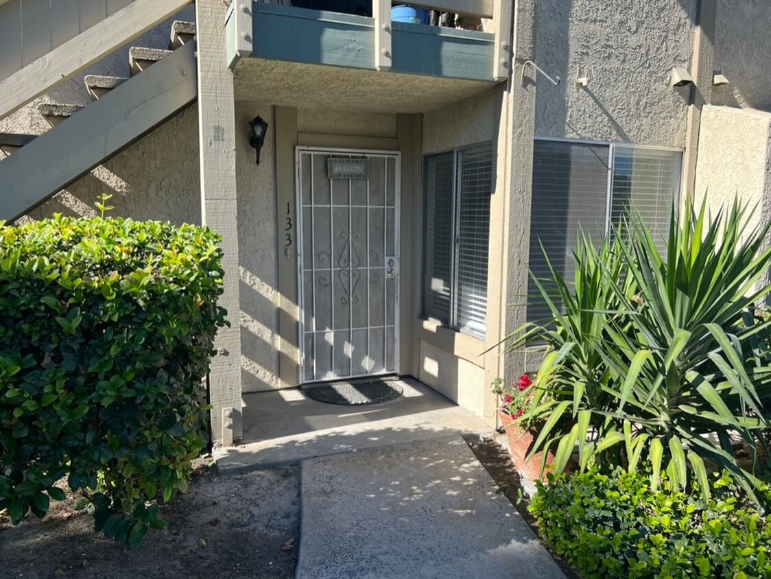 Beautiful 2 Bedroom 2 Bath Newly Remodeled House Rental in Colton, CA
