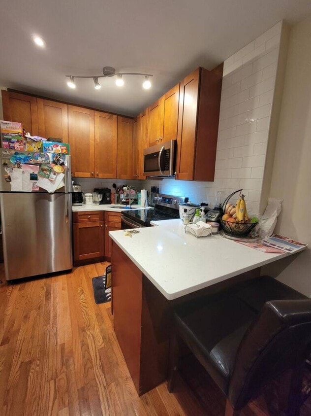 Primary Photo - 22-44-44 29th St