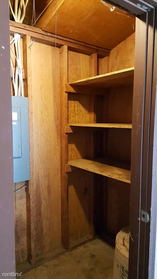 Foto del edificio - 2 br, 1 bath Duplex - 743 9th Street 743
