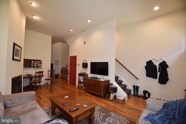 Building Photo - 1702 Kater St