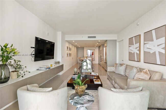 Foto del edificio - 460 NE 28th St