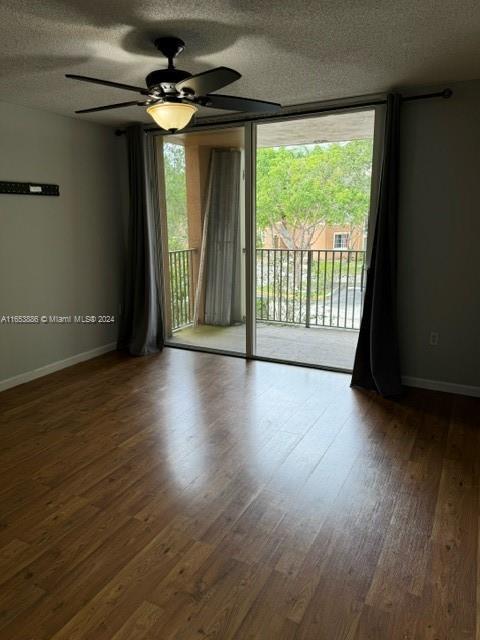 Foto del edificio - 4844 N State Road 7