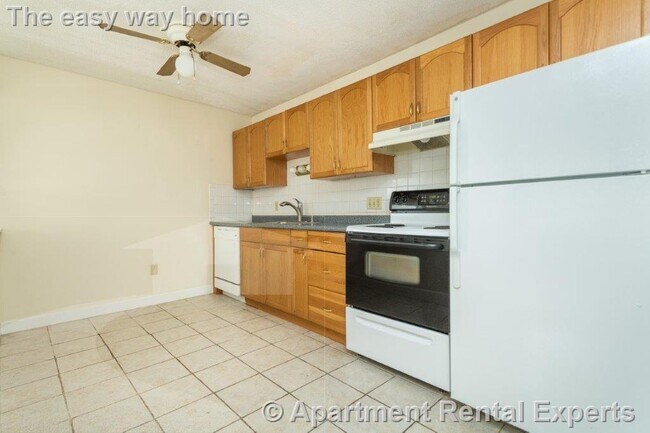 Photo - 162 Summer St Apartment