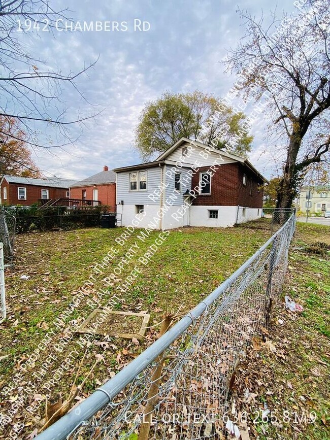 Building Photo - Cozy 3 Bedroom Home