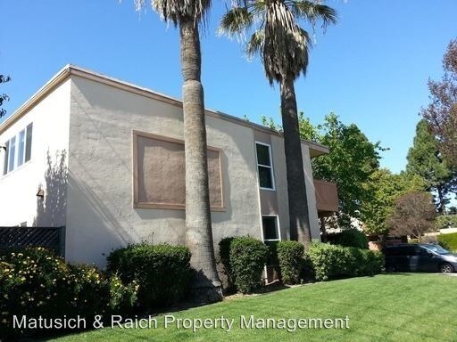Foto principal - 20652 Park Cir W
