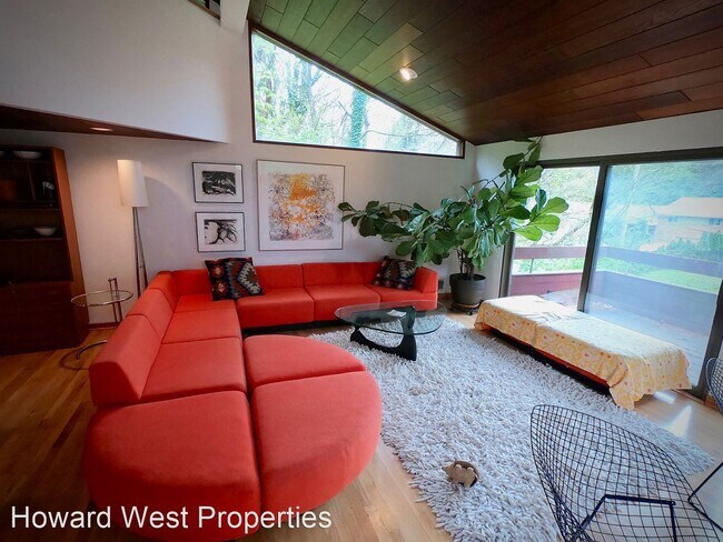 Building Photo - 3 br, 2 bath House - 1219 Commercial St