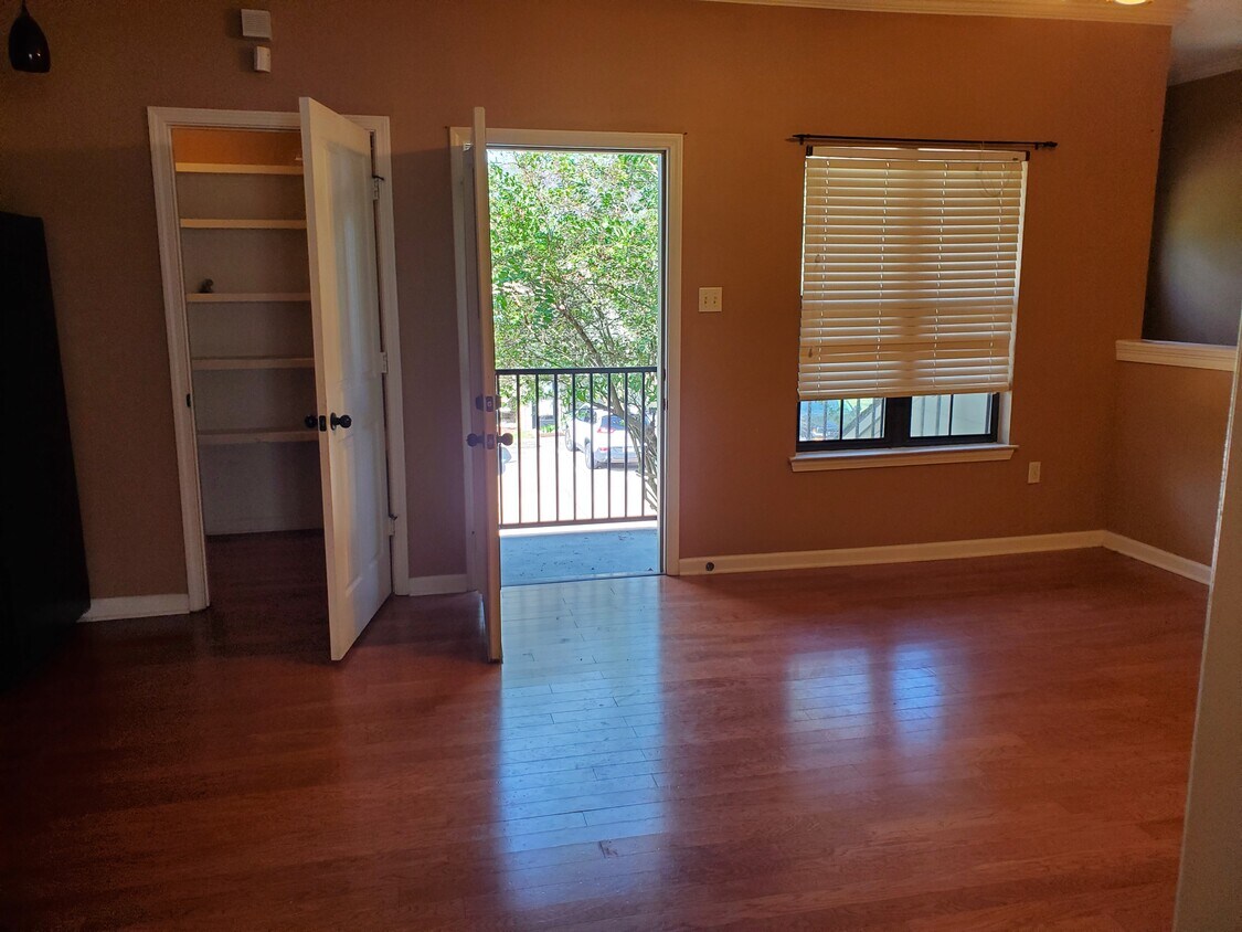 612 S Kenilworth Pky Unit 1 A, Baton Rouge, LA 70820 Condo for Rent