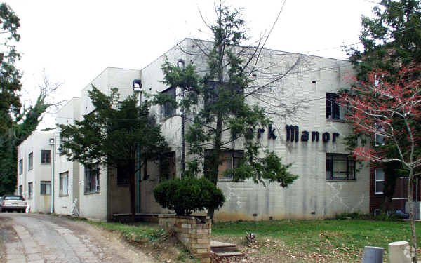 Primary Photo - Park Manor