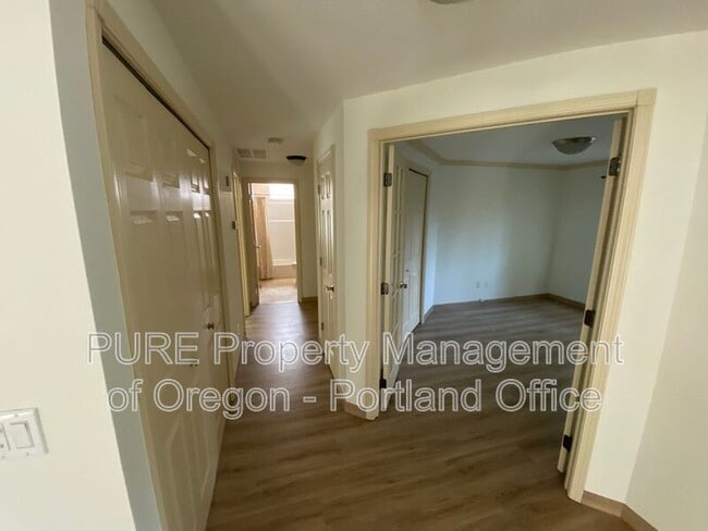 Building Photo - 15779 SW 87th Ave
