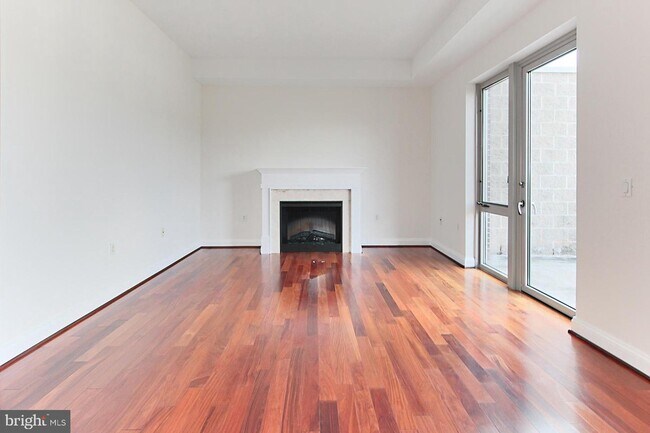 Foto del edificio - 513 W Broad St