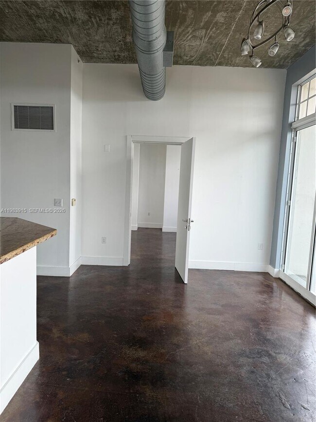 Foto del edificio - 1791 NE Miami Gardens Dr