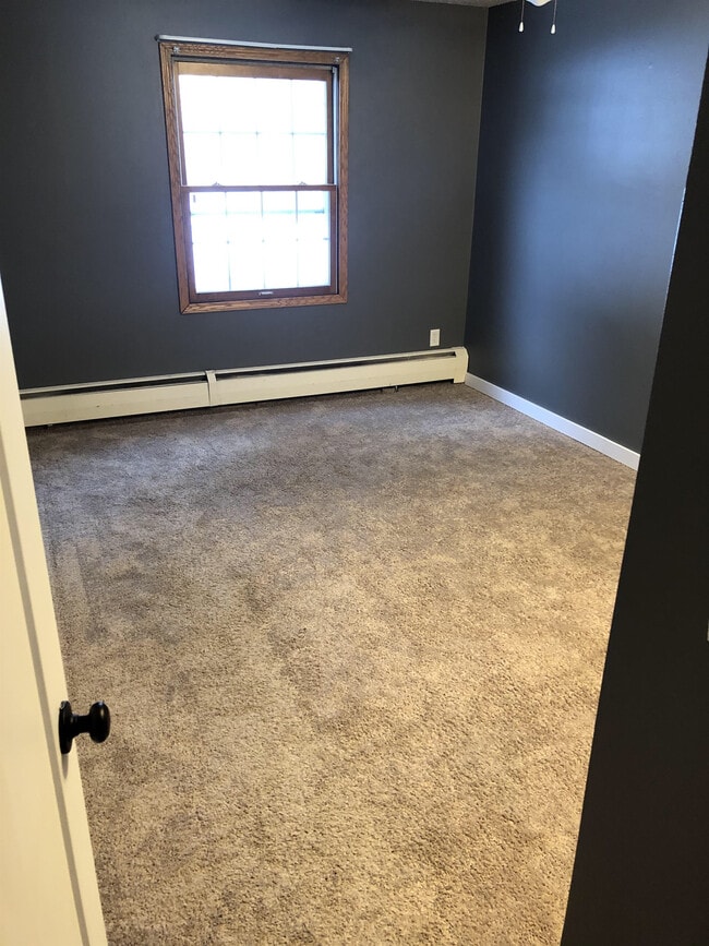 Foto del edificio - 815 Smetana Rd