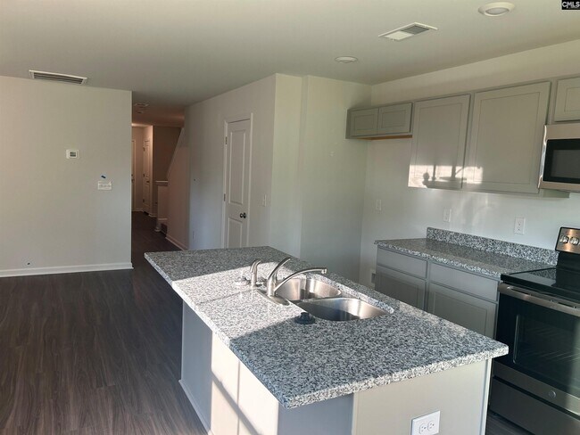 Foto del edificio - 520 Kingfisher Ct
