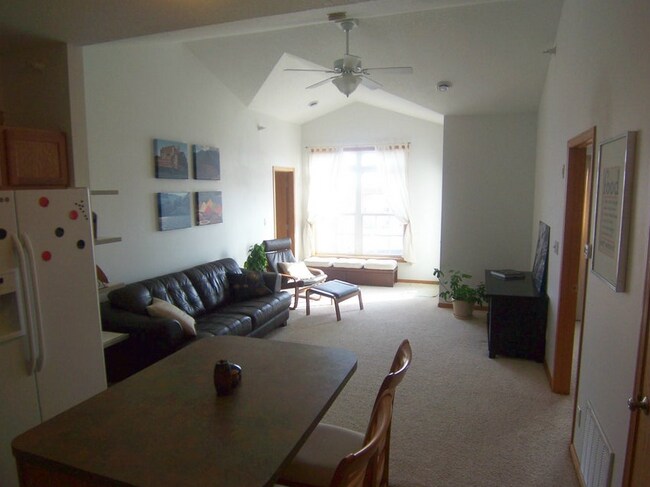 Foto del edificio - 4510 Twain Cir