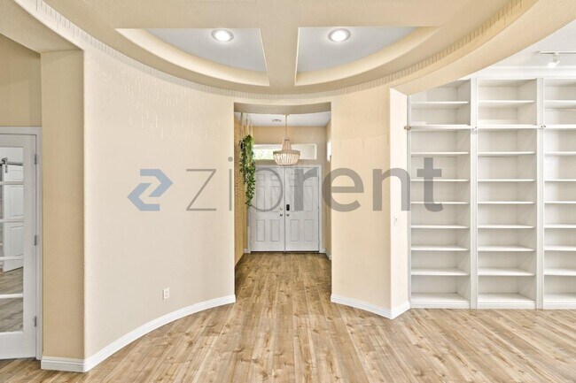 Foto del edificio - 1494 Cilento Ct