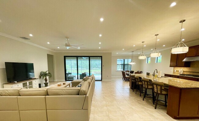 Foto del edificio - 7788 Winding Cypress Dr