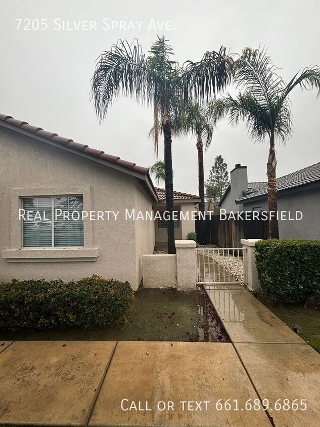 Foto principal - 7205 Silver Spray Ave