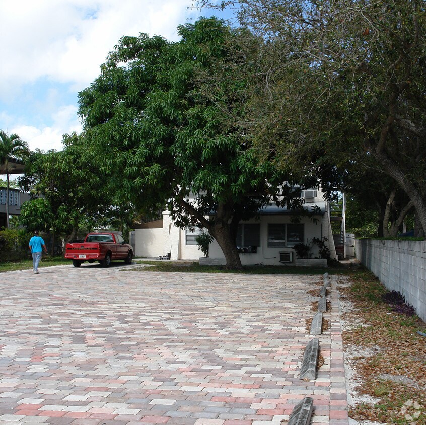 Foto del edificio - 36 SW 14th St