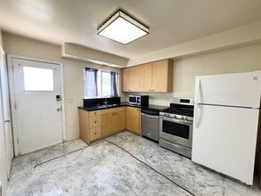 Building Photo - 1507 S 700 E