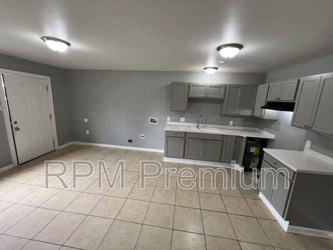 Building Photo - 5149 Baker Blvd