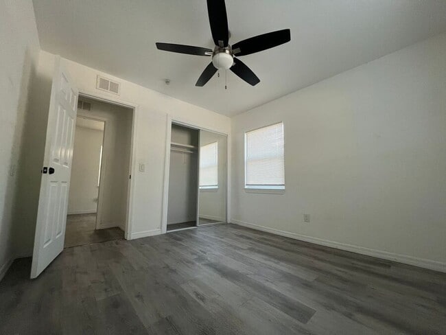 Foto del edificio - 626 W Crawford St