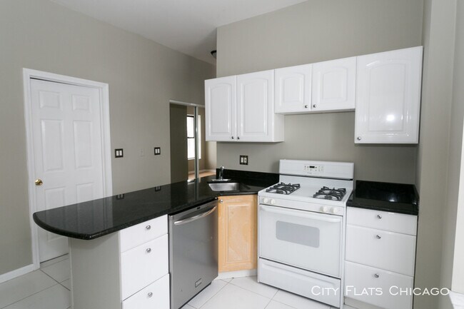 Foto del edificio - 2500 N Ashland Ave