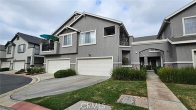 Building Photo - 3338 E Hammond Cir