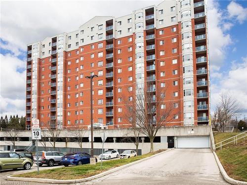 Building Photo - 30 Chapman Crt