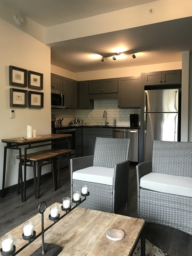 The 1901 on Belcourt Apartments in Nashville, TN