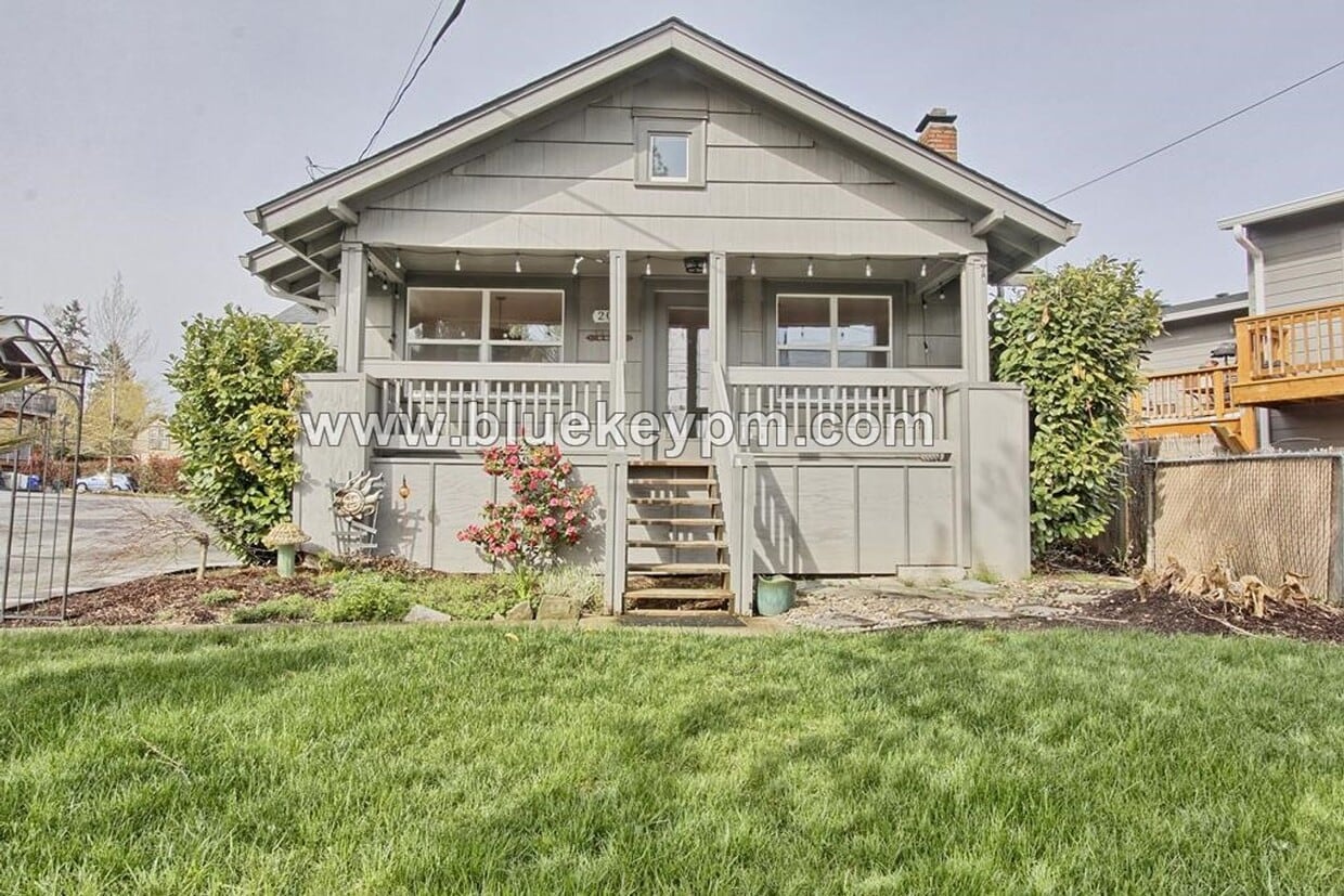 202 Molalla Ave, Oregon City, OR 97045 House Rental in Oregon City