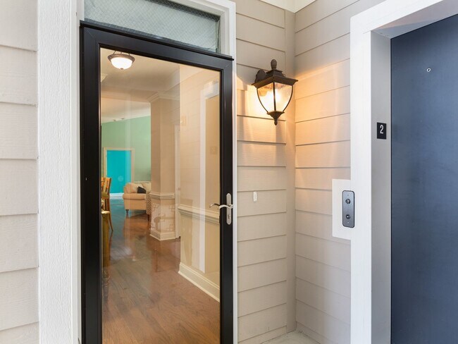 Foto del edificio - Beautiful 3 Bed 2 Bath Condo with Communit...