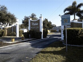 Building Photo - 4158 S Tamiami Trl