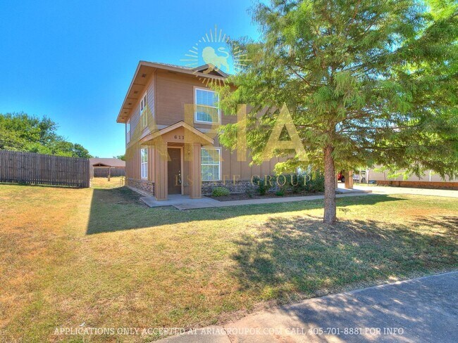 Foto del edificio - *611-613 Welston Cr.
