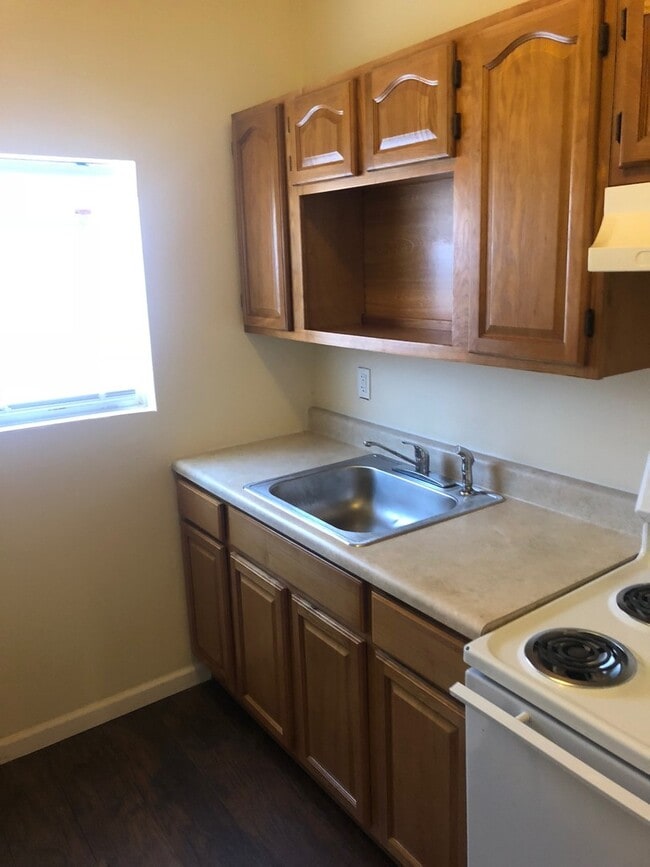 Building Photo - Brand New 2 Bedroom Home in Kensington — Fully Renovated with Private Backyard!