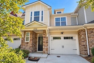 Building Photo - 4134 Vallonia Dr