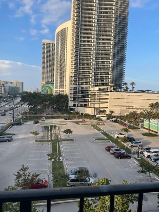 Building Photo - 1880 S Ocean Dr