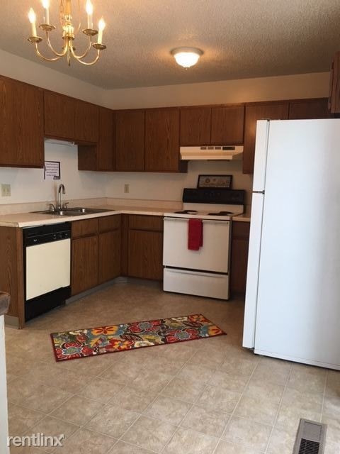 Building Photo - 3 br, 3 bath Townhome - 1210 Harding St