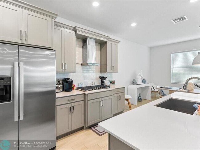 Foto del edificio - 1179 Harmony Hill Dr