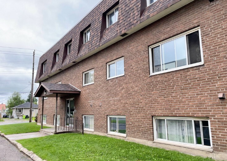 Building Photo - Hawthorn Place Apartments