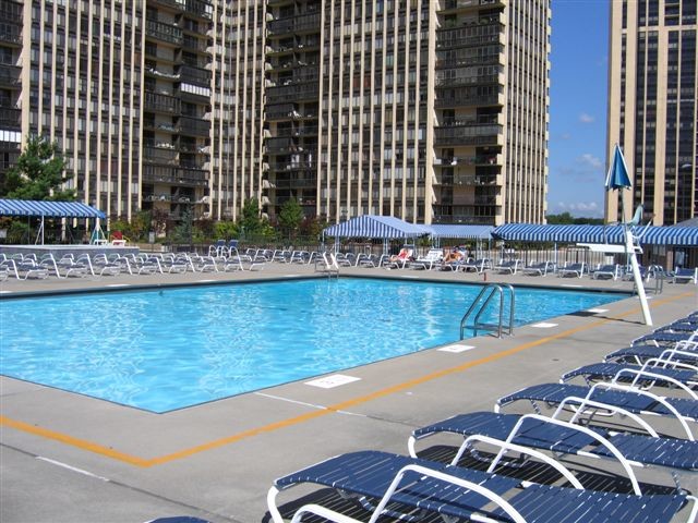 Winston Towers - 200 Winston Dr