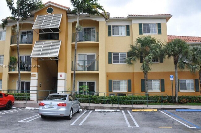 Foto del edificio - 7330 NW 114th Ave