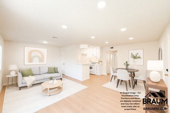 Building Photo - 14801 Delano St