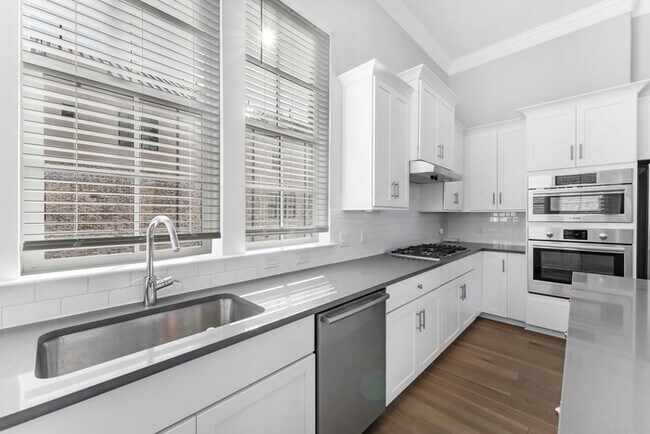 Foto del edificio - Text Rent to 469.431.3371 - to inquire abo...