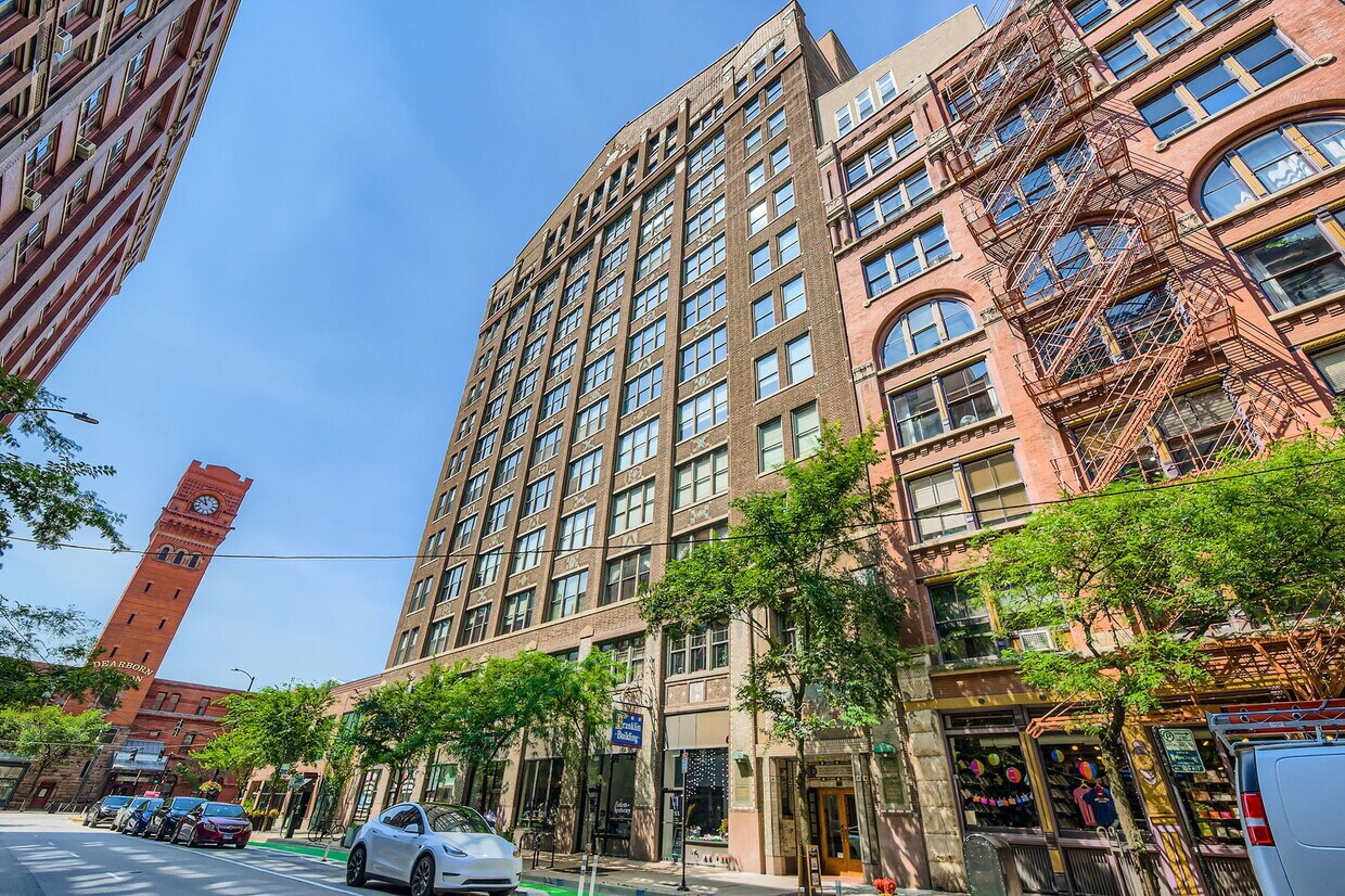 Foto principal - 720 S Dearborn St