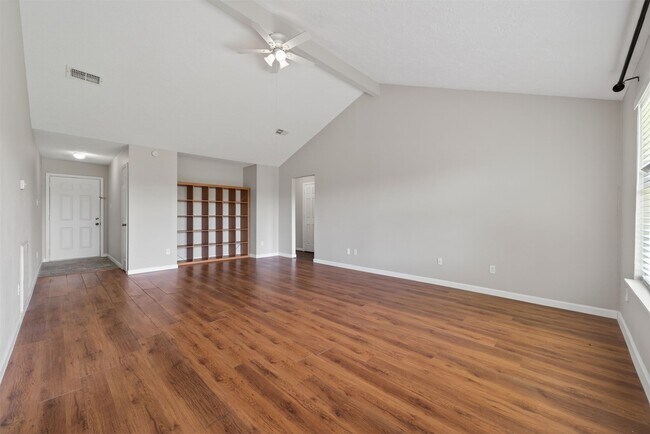 Foto del edificio - 9906 Rocky Hollow Rd