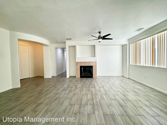 Foto del edificio - 3 br, 2 bath House - 42211 Revere Street