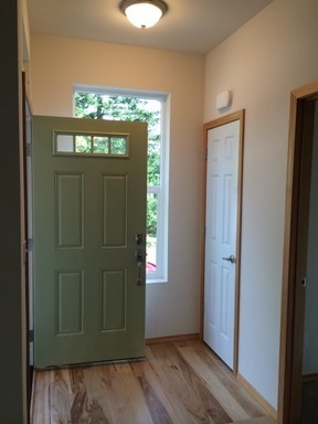 Building Photo - One Level Poulsbo Place Condo